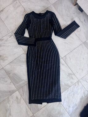 Gracia Black Long Sleeve Studded Midi Dress